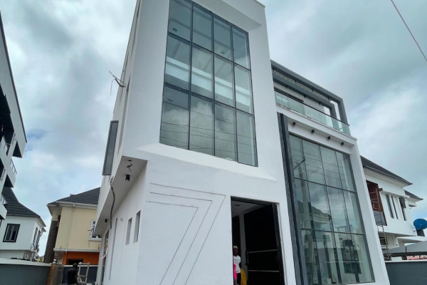 5 BEDROOMS DUPLEX OLOGOLO LEKKI LAGOS